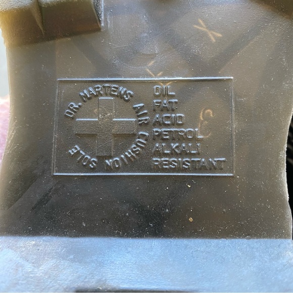 MOLLY WOMEN'S LEATHER PLATFORM BOOTS- size 5 - Picture 12 of 15